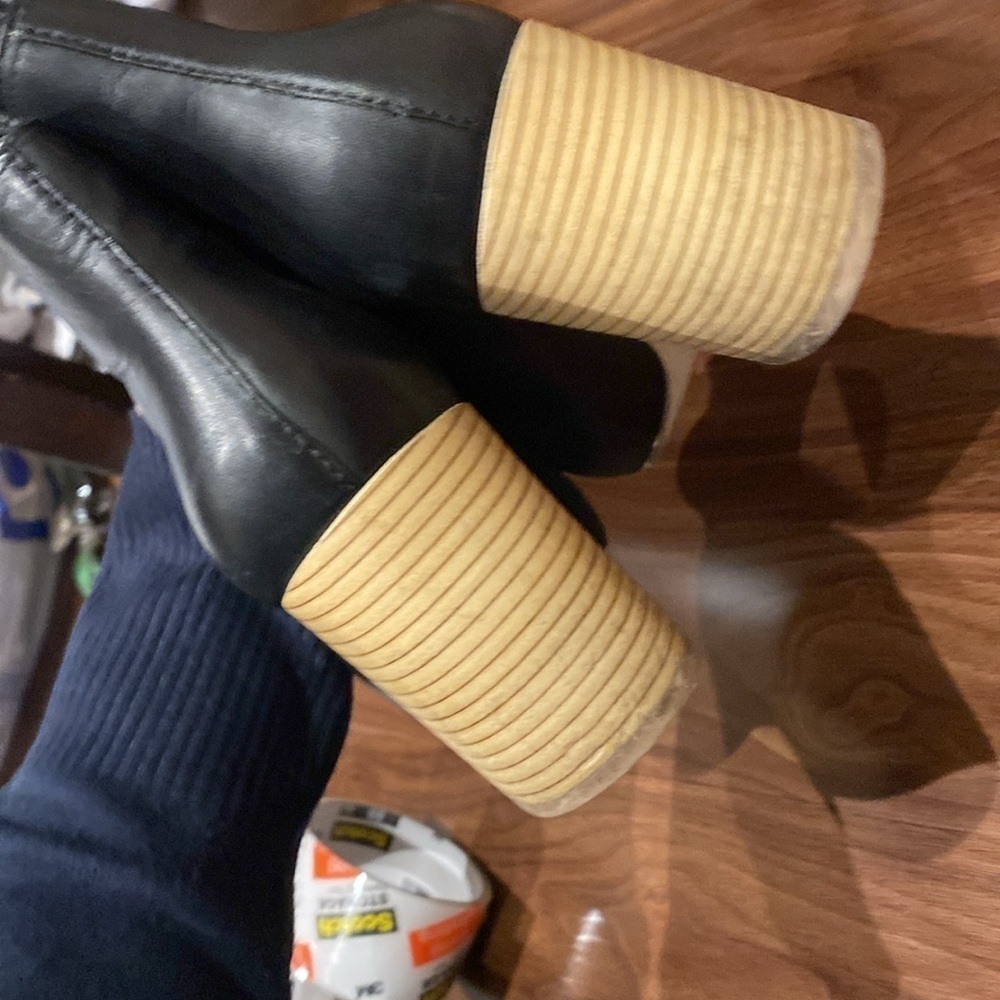 Mercedes Castillo /  Bailee black Leather Booties ankle boots 36.5 6.5 - Picture 7 of 10